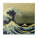 Azulejo Bajo la ola de Kanagawa<br><div class="desc">Imagen clásica japonesa en forma de bloque de madera "Debajo de la ola de Kangawa",  de Hokusai,  1830.</div>