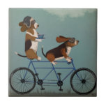 Azulejo Basset Hound Tandem<br><div class="desc">Basset Hound Tandem de Fabfunky. Dispone de canchas de bajo nivel montando una bicicleta en un estilo caprichoso y de vapor. | 192024D</div>