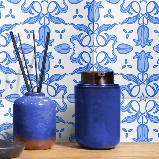 Azulejo Blanco azul estelar y tulipán (Subido por el creador)