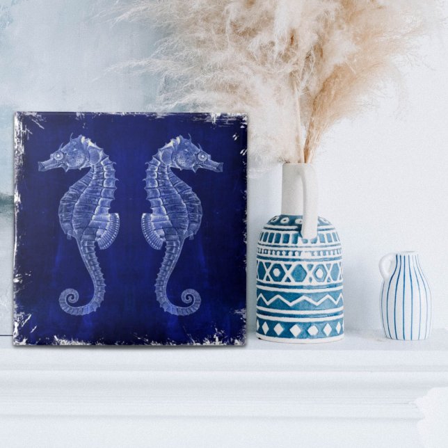 Azulejo caballitos de mar azul de la costa de los océanos (beach lover coastal ocean blue seahorses ceramic tile)