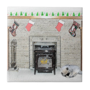 Azulejo Cachorro de Navidad Keeshond junto a la chimenea P