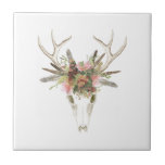 Azulejo Calavera de ciervos y flores<br><div class="desc">Calavera de ciervos y flores,  por Naomi McCavitt. Cuenta con un cráneo de ciervo con flores y plumas colocadas en la cabeza.</div>