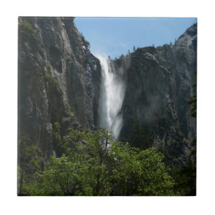 Azulejo Cascada Bridalveil en el Parque Nacional Yosemite