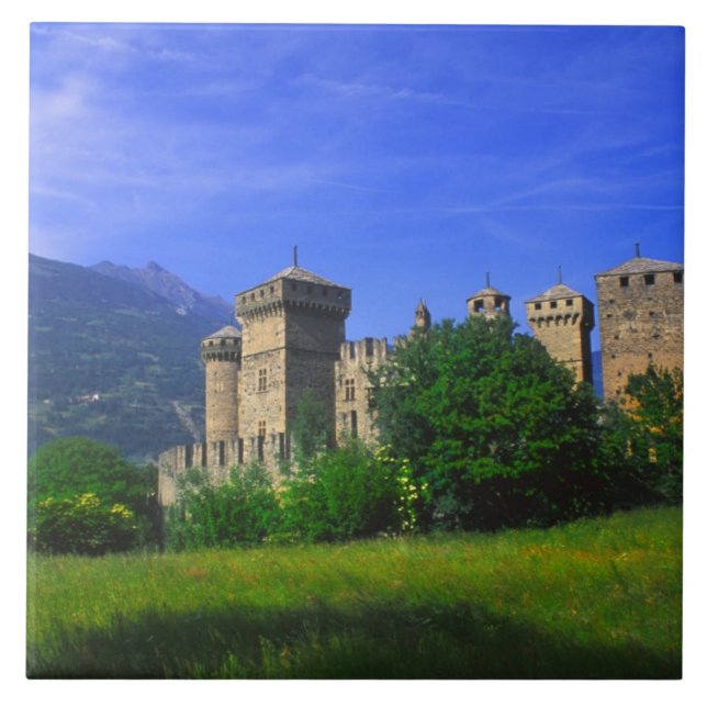 Azulejo Castillo de Fenis cerca de los Alpes italianos en  (Frente)