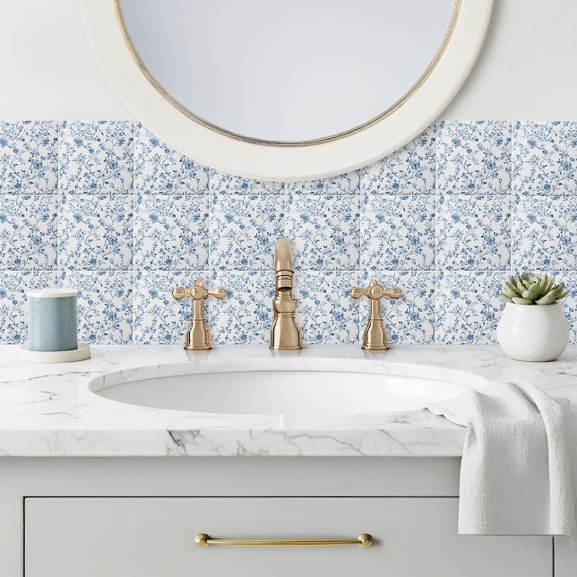 Azulejo Cerámico con Patrón Floral de Toile Azul E (Elegant toile de jouy patterned tile in blue and white - a timeless classic for your home decor.)