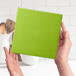 Azulejo Chartreuse Color Sólido Verde Tejido Lámina<br><div class="desc">Este sencillo, minimalista y moderno es un diseño de baldosas de color liso y sólido que combina con cualquier esquema. Se puede usar como una pared de azulejos para resaltar o pared completa para chapotear en su cocina o cuarto de baño o habitación de barro, o para reemplazar los azulejos...</div>