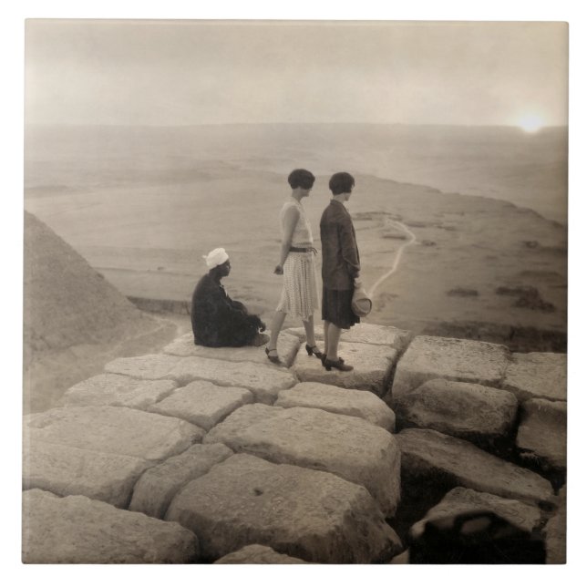 Azulejo Chicas Flapper Amanecer Pirámide de Keops, Egipto  (Frente)