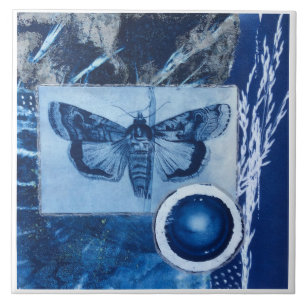 Azulejo Cianotipia vintage de polilla azul y blanca