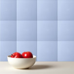 Azulejo Color sólido color liso y azul claro<br><div class="desc">Diseño de color liso y liso,  azul claro.</div>