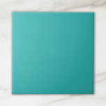 Azulejo Color Verde azulado sólido<br><div class="desc">Transforme su espacio con nuestro sólido mosaico de cerámica de color Verde azulado. Esta vibrante y llamativa baldosa ofrece un aspecto moderno y elegante, perfecto para añadir un refrescante toque de color a cualquier habitación. Ya sea que esté actualizando su cocina, su baño o creando una pared de acentos única,...</div>
