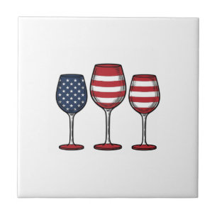 Azulejo Copas de vino patrióticas diseño de camiseta vecto