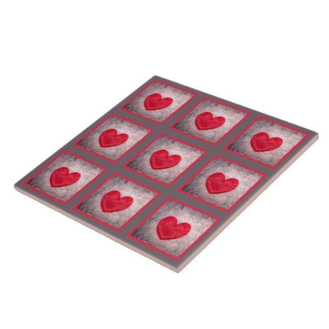Azulejo Corazón encallado en rojos y rojos cubiertos de gr (Lado)
