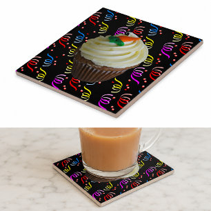 Azulejo Cupcake de pastel de zanahoria con confeti