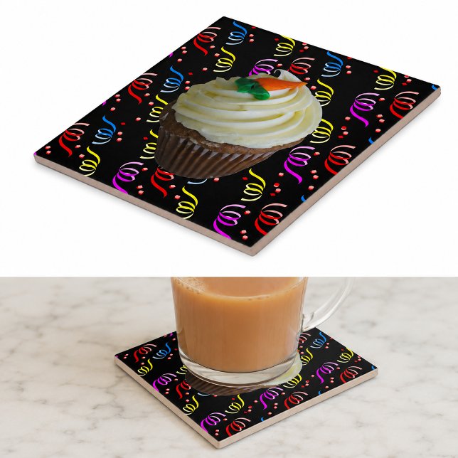 Azulejo Cupcake de pastel de zanahoria con confeti (Carrot Cake Cupcake with Confetti Ceramic Tile)