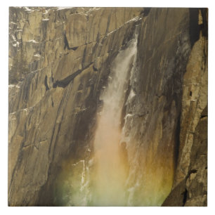 Azulejo De Cerámica Arcoíris en Upper Yosemite Falls en Yosemite
