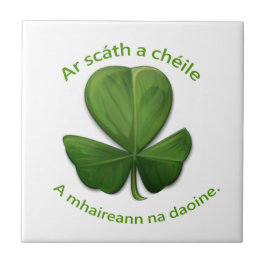 Azulejo De Cerámica Bajo el refugio del otro, la gente sobrevive