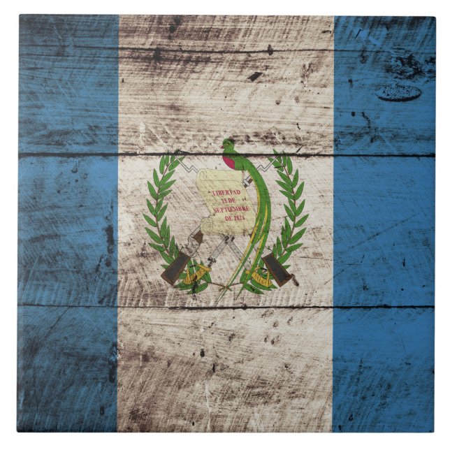 Azulejo De Cerámica Bandera de Guatemala en grano de madera viejo (Frente)