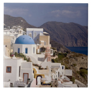 Azulejo De Cerámica Bonita aldea de Oia con edificios blancos