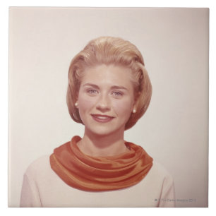 Azulejo De Cerámica Bufanda que lleva de la mujer