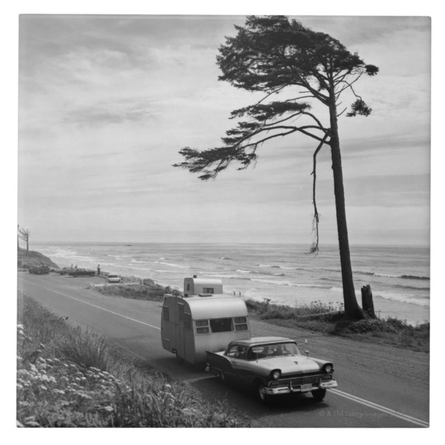 Azulejo De Cerámica Coche que tira del remolque (Frente)