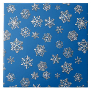 Azulejo De Cerámica Copos de nieve plateados sobre fondo azul cobalto