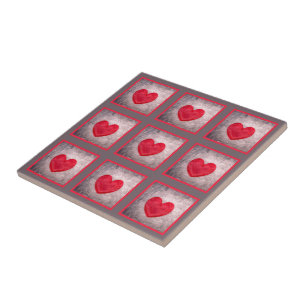 Azulejo De Cerámica Corazón encallado en rojos y rojos cubiertos de gr