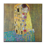 Azulejo De Cerámica El beso 2 de Gustav Klimt<br><div class="desc">Esta pintura titulada El beso 2 es obra del famoso artista Gustav Klimt. Acerca de Gustav KlimtGustav Klimt fue un pintor simbolista austríaco y uno de los miembros más destacados del movimiento secesionista de Viena. Se convirtió en uno de los miembros fundadores y presidente de la Sesión Wiener en 1897...</div>