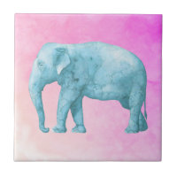 Elefante de color azul claro sobre fondo rosado