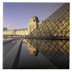 Azulejo De Cerámica Europa, Francia, París. El Louvre y cristal