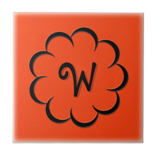 Azulejo De Cerámica Flor Negra Monogramada sobre Naranja Tango