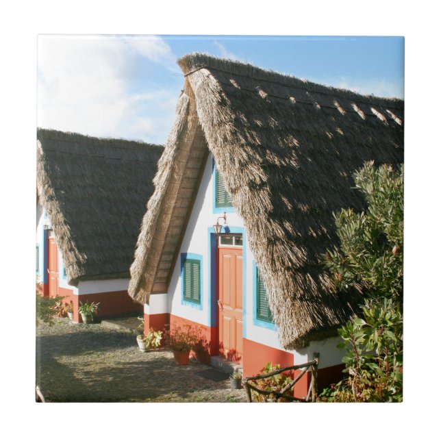 Azulejo De Cerámica Foto de Isla Madeira con casas típicas de Santana (Frente)