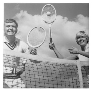 Azulejo De Cerámica Hombre y mujer que juegan a tenis
