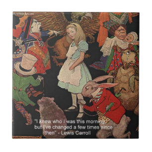 Azulejo De Cerámica Ilustración de Lewis Carroll y cita de cambio ment