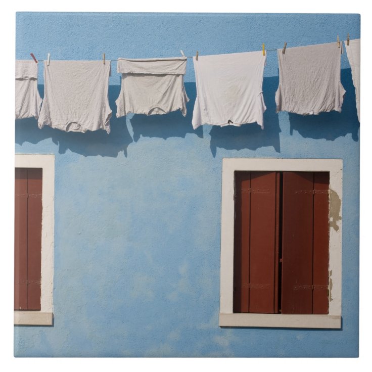 Azulejo De Italia, Burano. Colgar la ropa las ventanas a lo | Zazzle.es