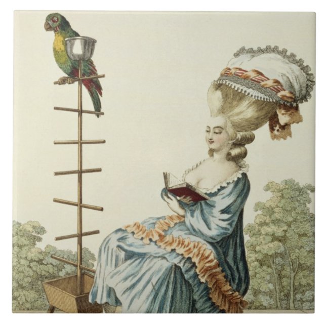 Azulejo De Cerámica Lectura de la mujer joven en un vestido del día (Frente)