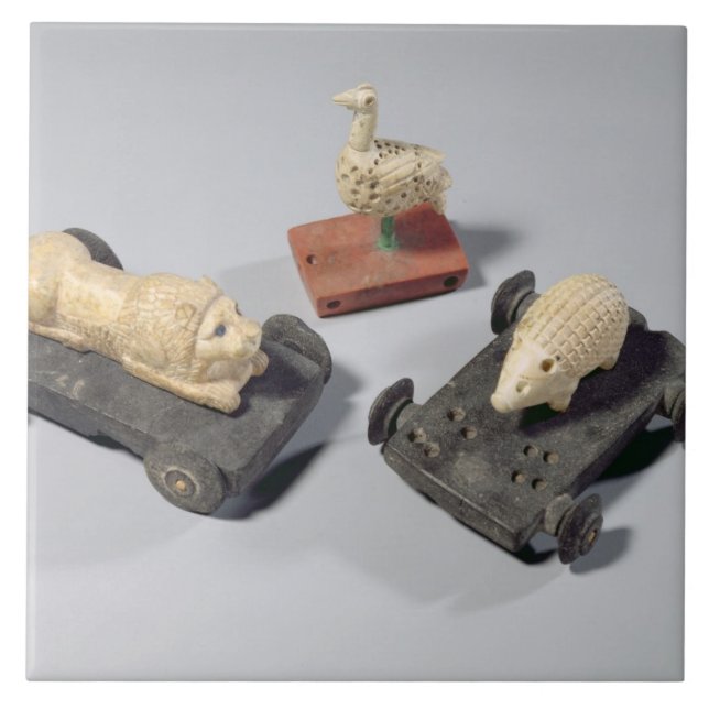 Azulejo De Cerámica Los juguetes de los niños: un erizo, un león y una (Frente)