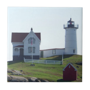 Azulejo De Cerámica Luz de la protuberancia pequeña de Neddick del