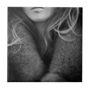 Azulejo De Cerámica Mannequina rubia en blanco y negro