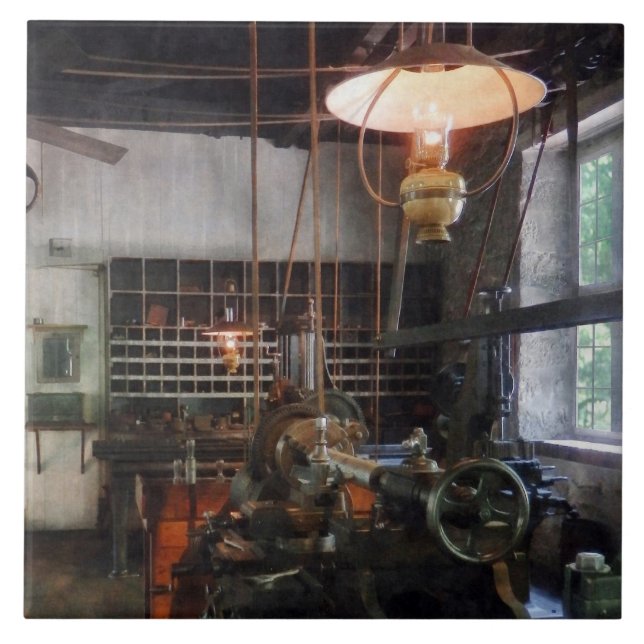 Azulejo De Cerámica Máquina De Comprar Con Linterna (Frente)