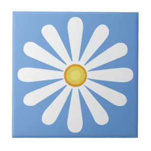 Azulejo De Cerámica margarita blanca, centro amarillo, sobre el azul d