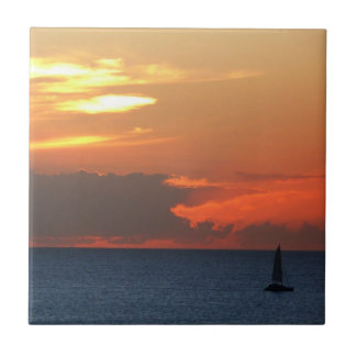 Azulejo De Cerámica Nubes de atardecer y navegación marítima