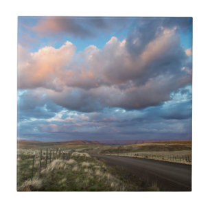 Azulejo De Cerámica Nubes de puesta de sol sobre la carretera de prade