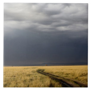 Azulejo De Cerámica Nubes de tormenta y carretera a través de llanuras