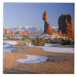 Azulejo De Cerámica PARQUE NACIONAL ARCHES, UTAH. EE. UU. Roca equilib