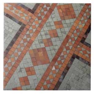 Azulejo De Cerámica Patio delantero en la Basílica Nacional, Ecuador