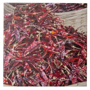 Azulejo De Cerámica Pimientos rojos en el mercado de productos locales