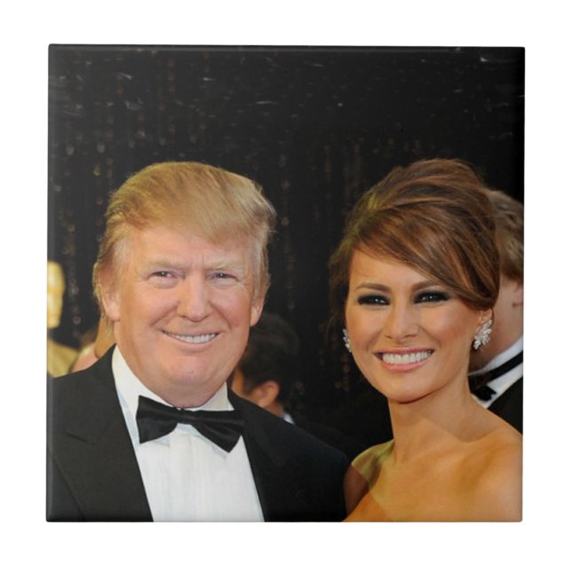 AZULEJO DE CERÁMICA PRESIDENTE DONALD TRUMP Y MELANIA (Frente)