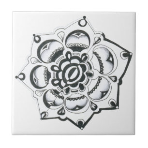 Azulejo De Cerámica Simetría floral en blanco y negro