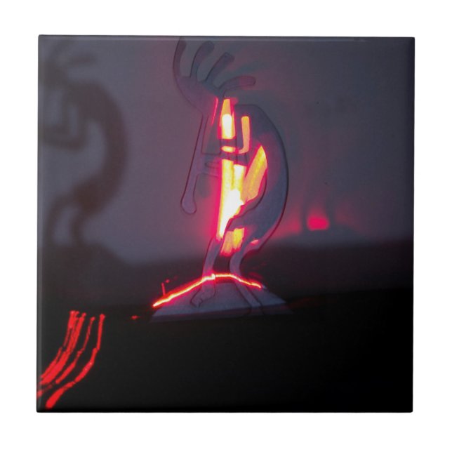 Azulejo De Cerámica Sombras y fuego de Kokopelli (Frente)