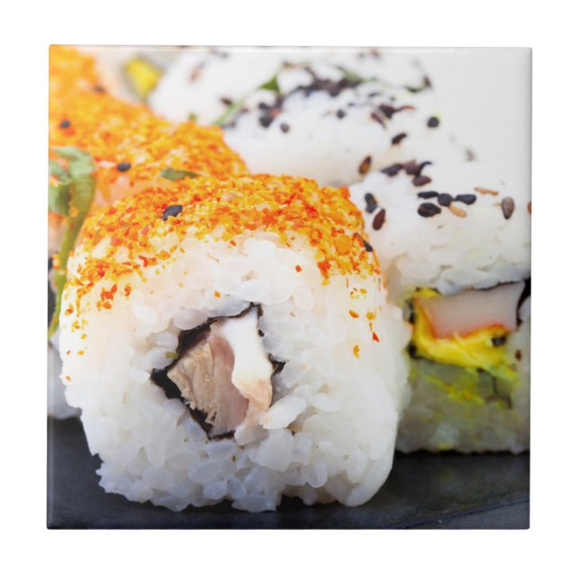Azulejo De Cerámica Sushi en un plato (Frente)